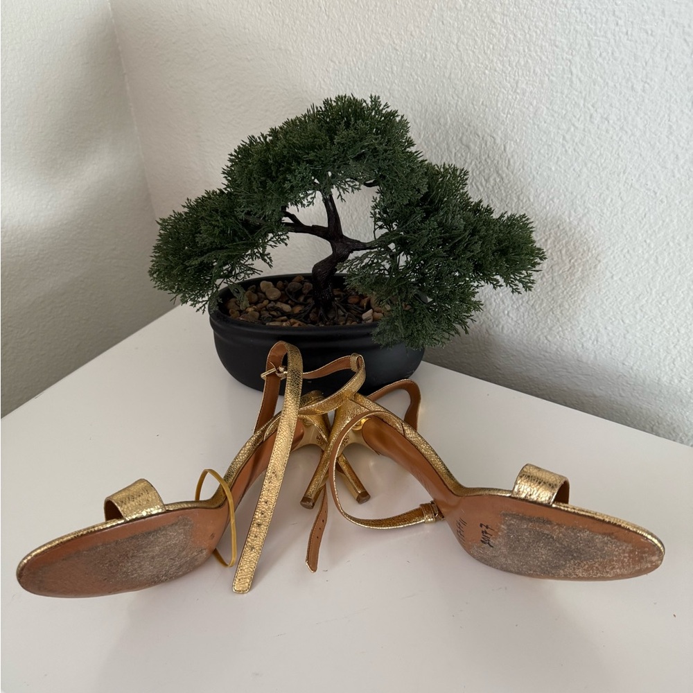 Tory burch Gold Strappy Sandals - Picture 2 of 4